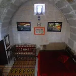 Karamanli Konagi Guzelyurt