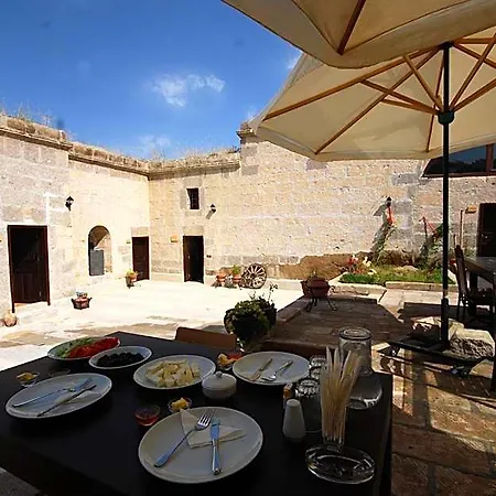 Karamanli Konagi Mini-hôtel 3*