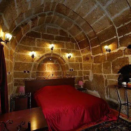 イン カラマンリ コナギ 3*